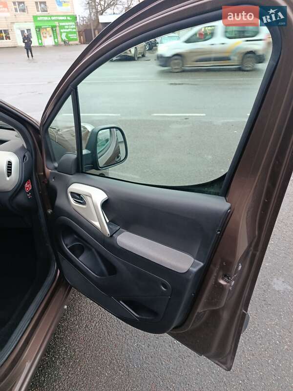 Минивэн Peugeot Partner 2013 в Макарове