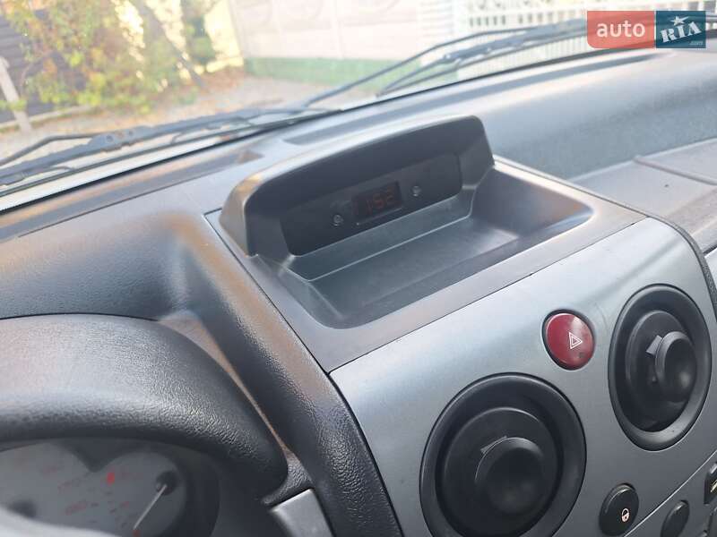 Мінівен Peugeot Partner 2007 в Чернівцях фото 34 Мінівен Peugeot Partner 2007 в Чернівцях