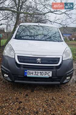 Минивэн Peugeot Partner 2017 в Дачном