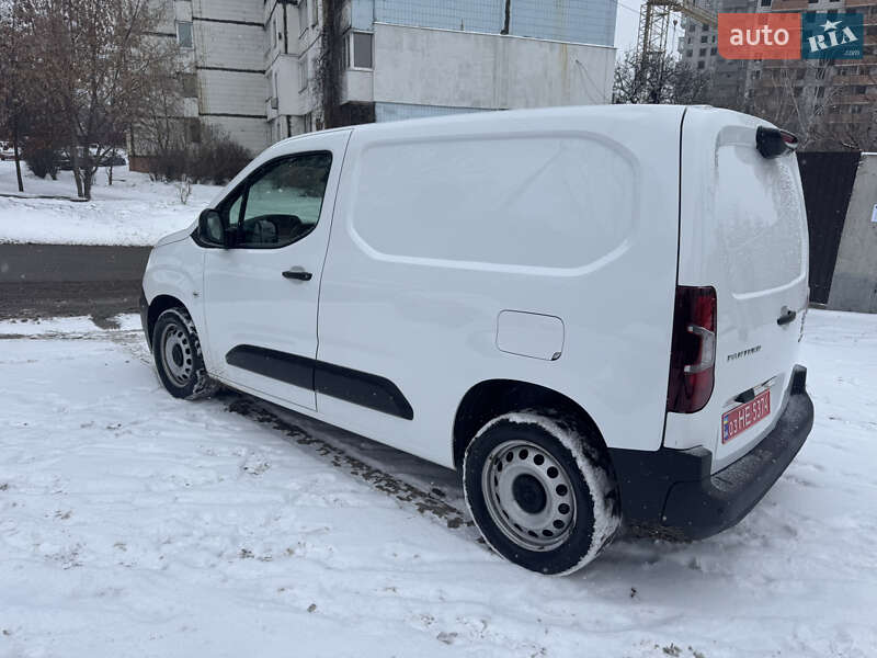 Вантажний фургон Peugeot Partner 2020 в Києві