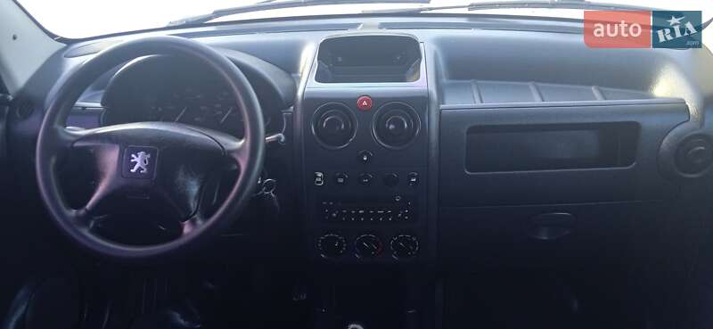 Мінівен Peugeot Partner 2003 в Славуті