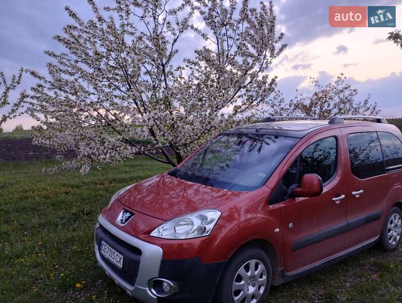 Минивэн Peugeot Partner 2008 в Коболчине фото 13 Минивэн Peugeot Partner 2008 в Коболчине