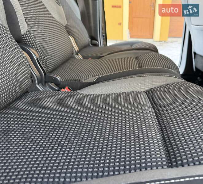 Минивэн Peugeot Partner 2017 в Львове