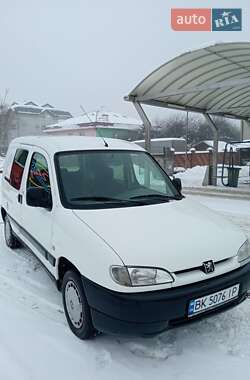 Грузопассажирский фургон Peugeot Partner 1999 в Ровно