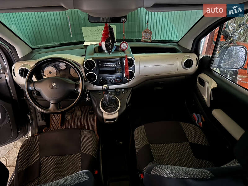 Мінівен Peugeot Partner 2016 в Івано-Франківську