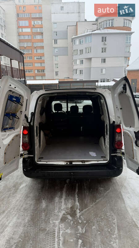 Грузовой фургон Peugeot Partner 2014 в Ивано-Франковске