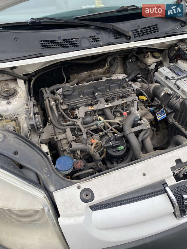 Минивэн Peugeot Partner 2006 в Новом Ярычеве