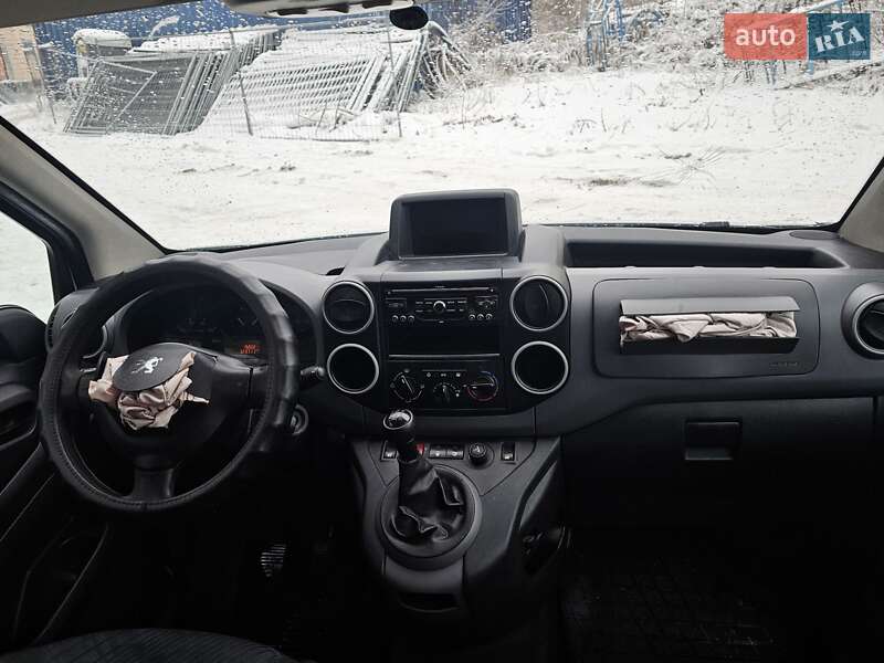 Минивэн Peugeot Partner 2011 в Киеве