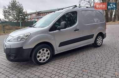 Вантажний фургон Peugeot Partner 2011 в Львові