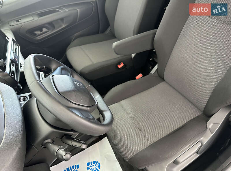 Минивэн Peugeot Partner 2020 в Львове фото 8 Минивэн Peugeot Partner 2020 в Львове