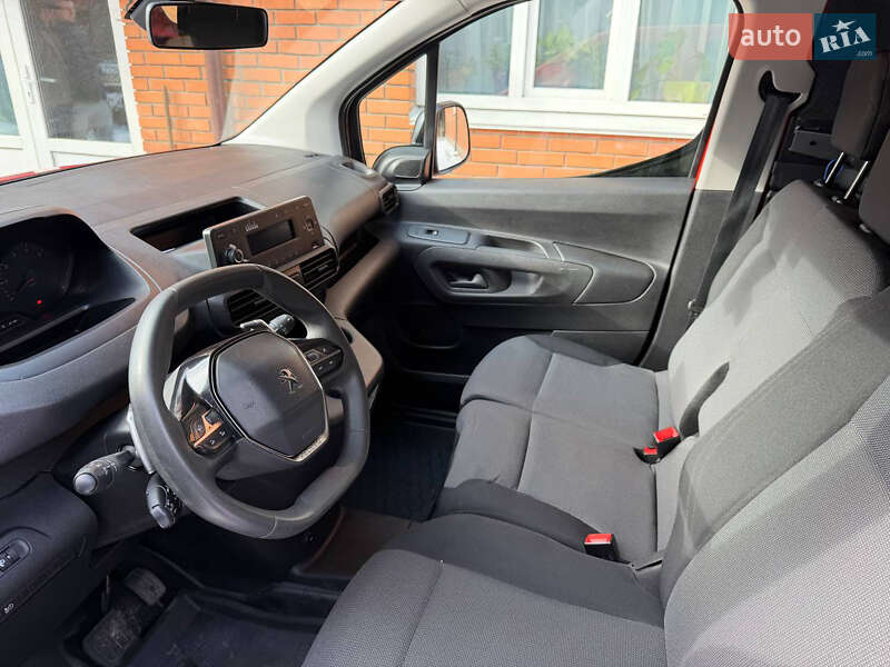 Грузовой фургон Peugeot Partner 2021 в Киеве фото 15 Грузовой фургон Peugeot Partner 2021 в Киеве