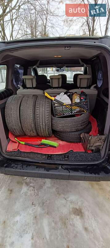 Минивэн Peugeot Partner 2012 в Киеве