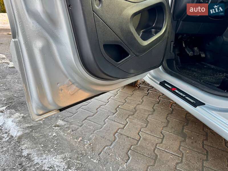 Минивэн Peugeot Partner 2011 в Тернополе