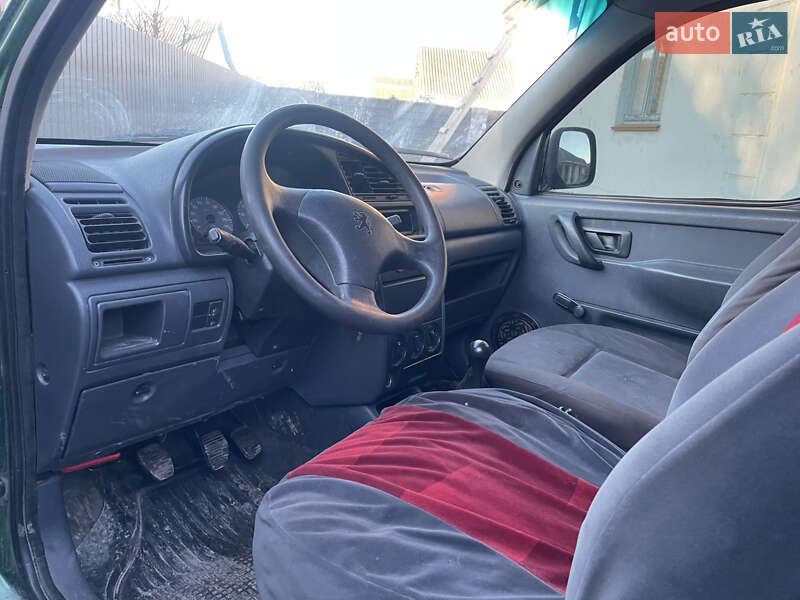 Минивэн Peugeot Partner 2001 в Костополе