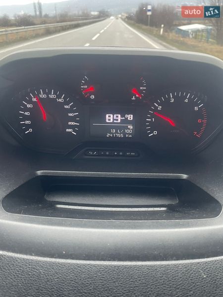 Мінівен Peugeot Partner 2019 в Ужгороді