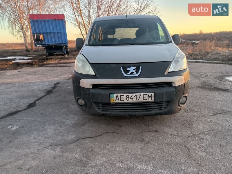 Минивэн Peugeot Partner 2011 в Прилуках