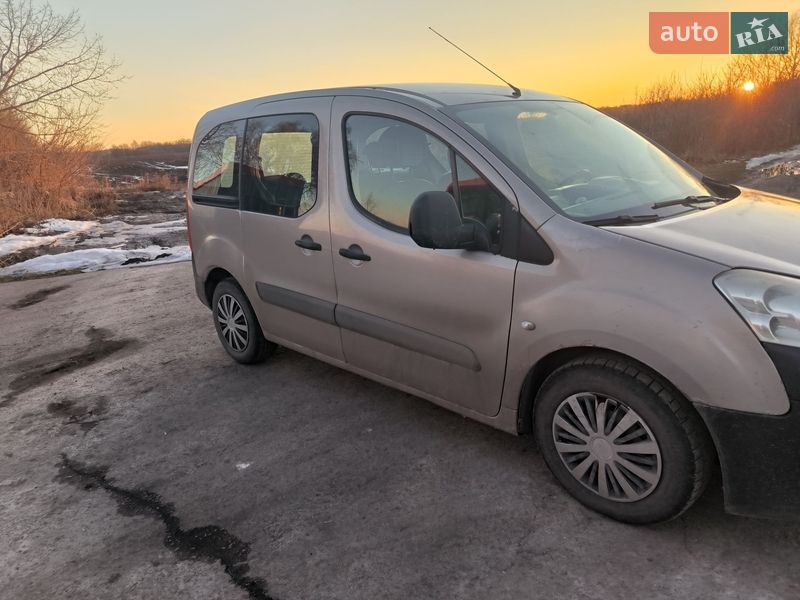 Минивэн Peugeot Partner 2011 в Прилуках