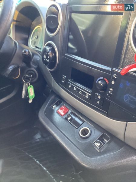 Мінівен Peugeot Partner 2018 в Рівному