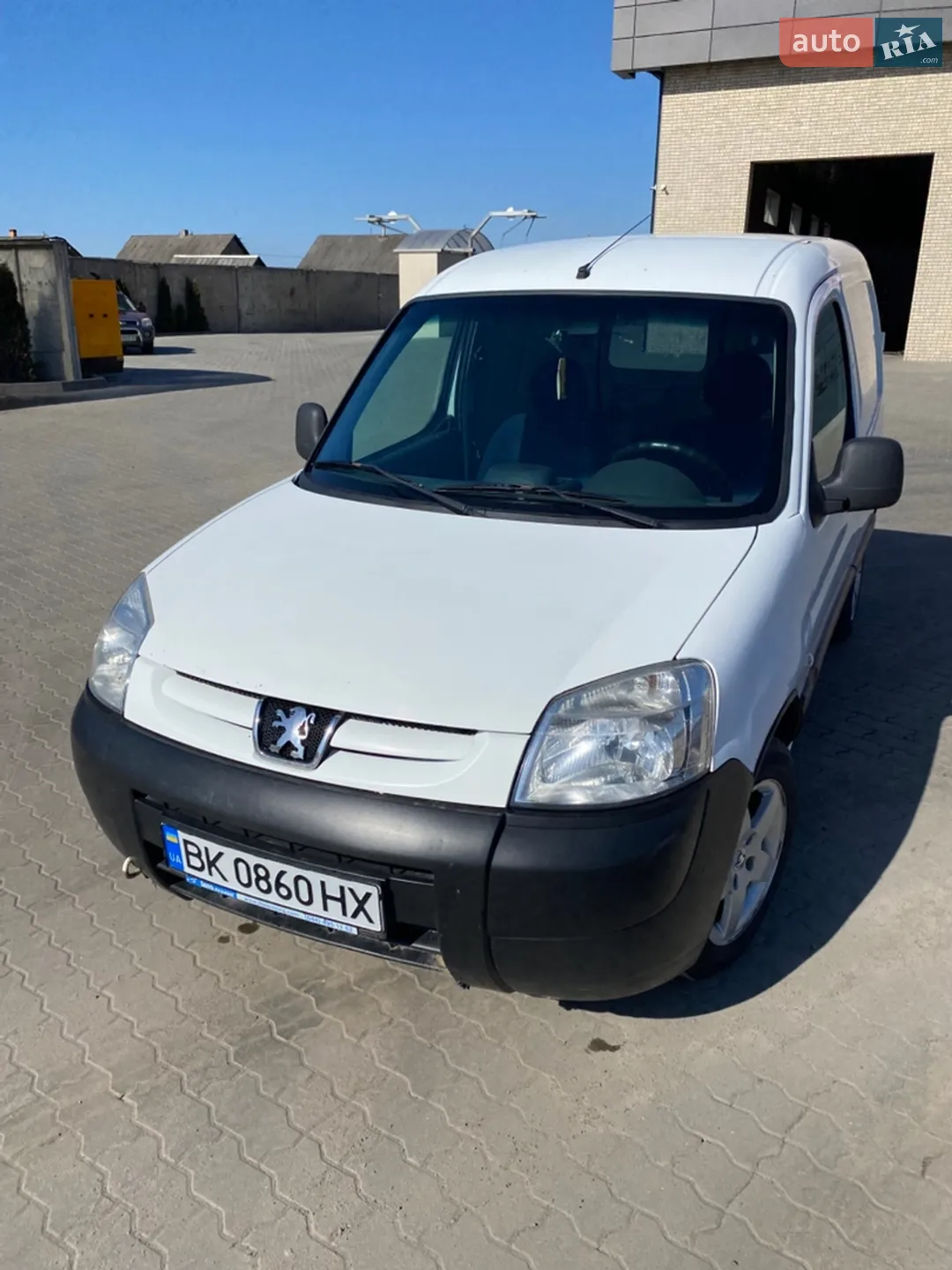 2010 Peugeot Partner - мініатюра 2