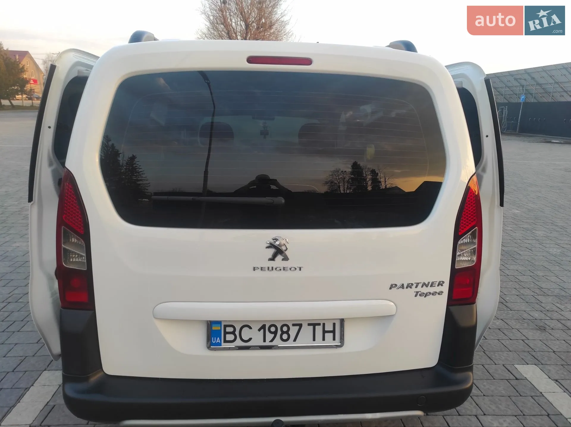 2015 Peugeot Partner - мініатюра 69