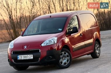Вантажопасажирський фургон Peugeot Partner 2012 в Мені