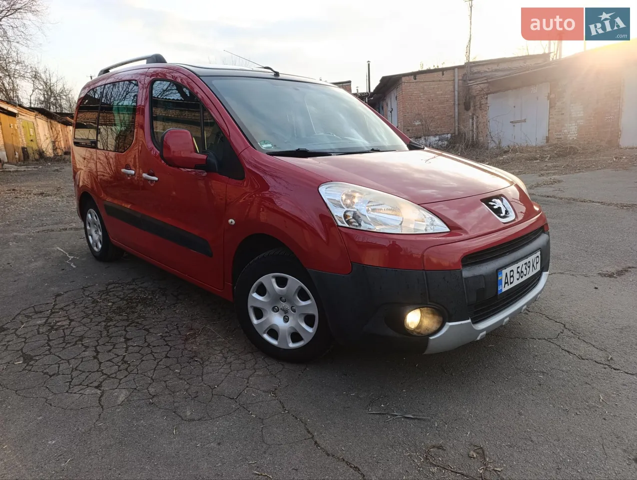 2011 Peugeot Partner - мініатюра 22