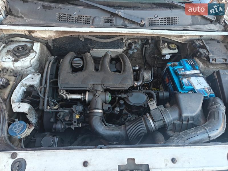 Вантажний фургон Peugeot Partner 2007 в Стрию