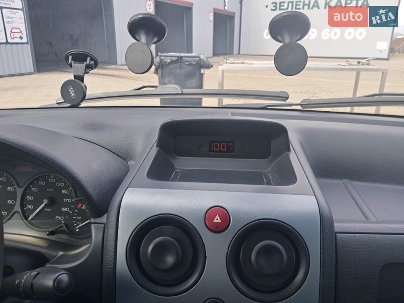 Минивэн Peugeot Partner 2008 в Ирпене фото 16 Минивэн Peugeot Partner 2008 в Ирпене