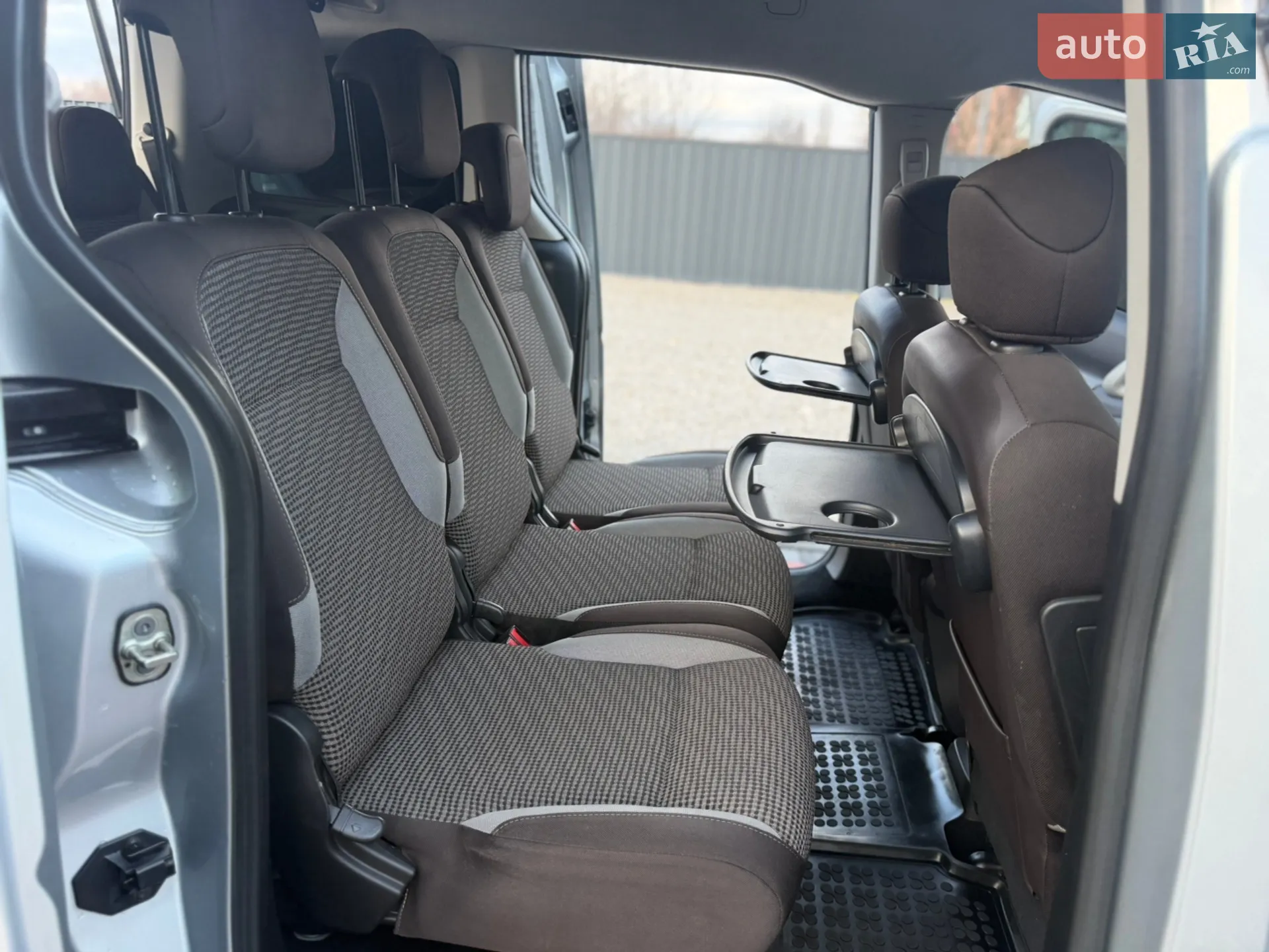 2015 Peugeot Partner - мініатюра 26