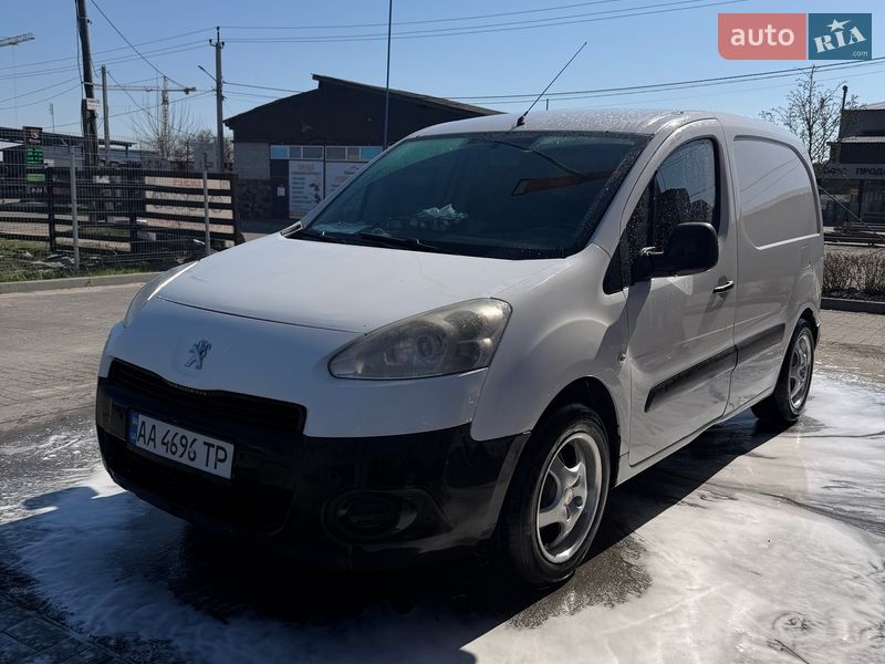 Минивэн Peugeot Partner 2014 в Буче