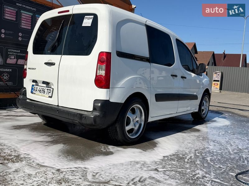 Минивэн Peugeot Partner 2014 в Буче