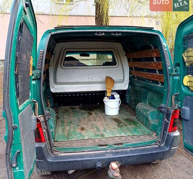 Мінівен Peugeot Partner 2001 в Сумах