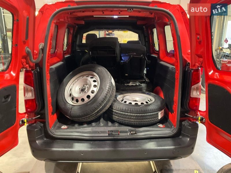 Грузовой фургон Peugeot Partner 2021 в Киеве фото 7 Грузовой фургон Peugeot Partner 2021 в Киеве