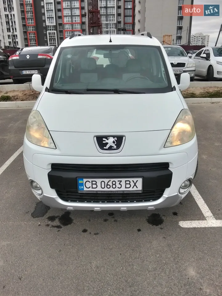 2012 Peugeot Partner - мініатюра 15