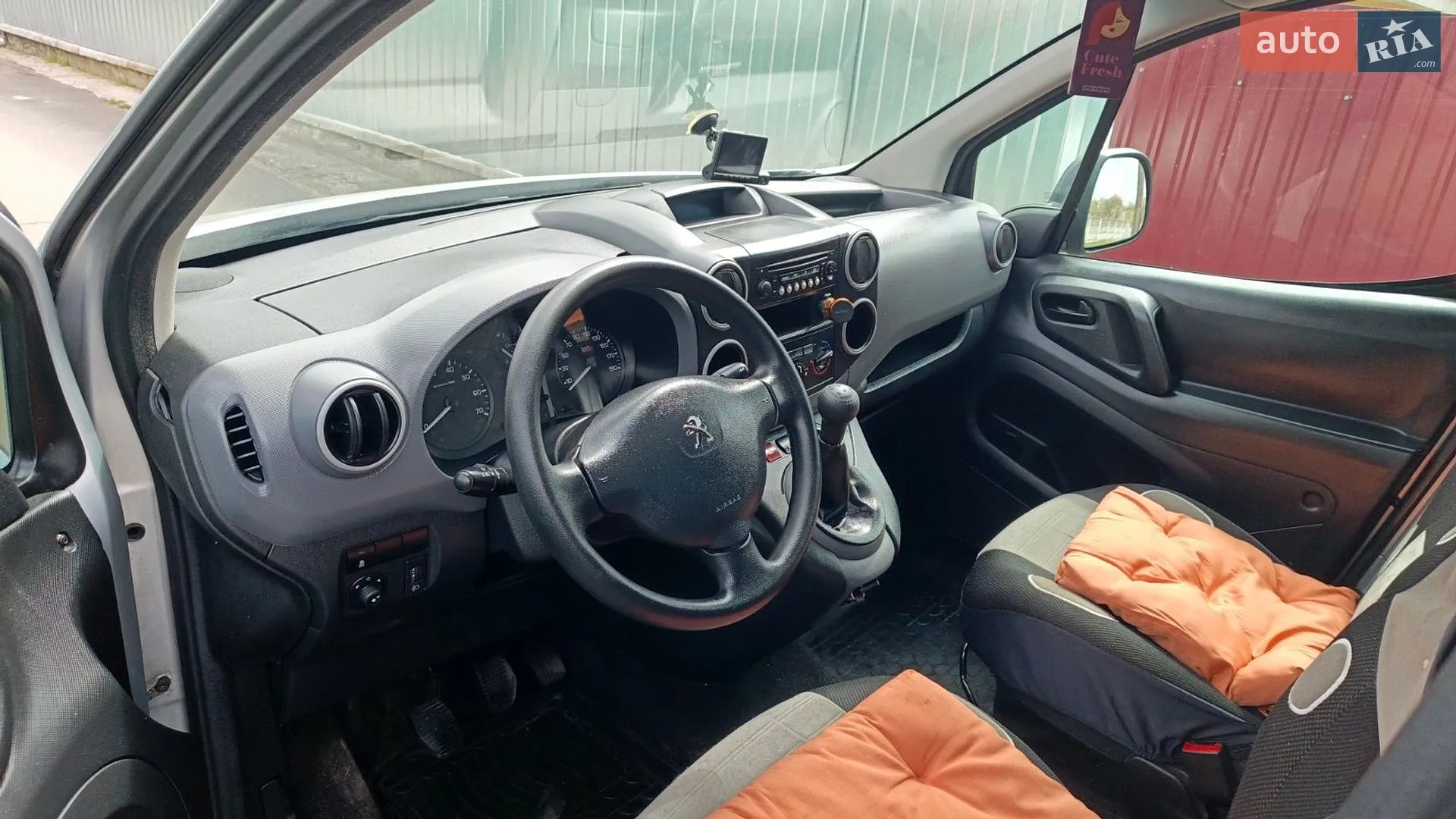 2017 Peugeot Partner - мініатюра 23