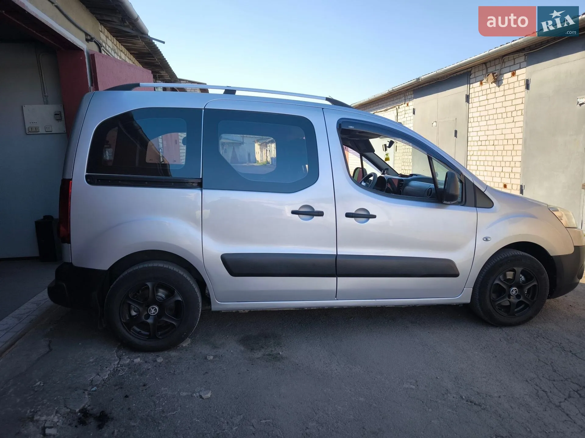 2010 Peugeot Partner - мініатюра 4