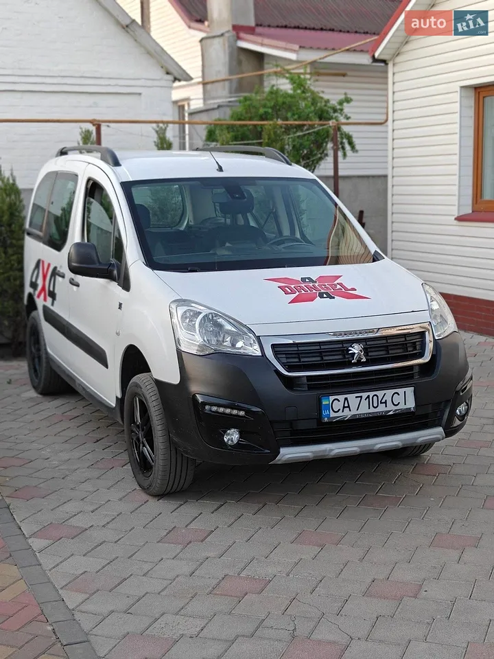 2017 Peugeot Partner - мініатюра 31