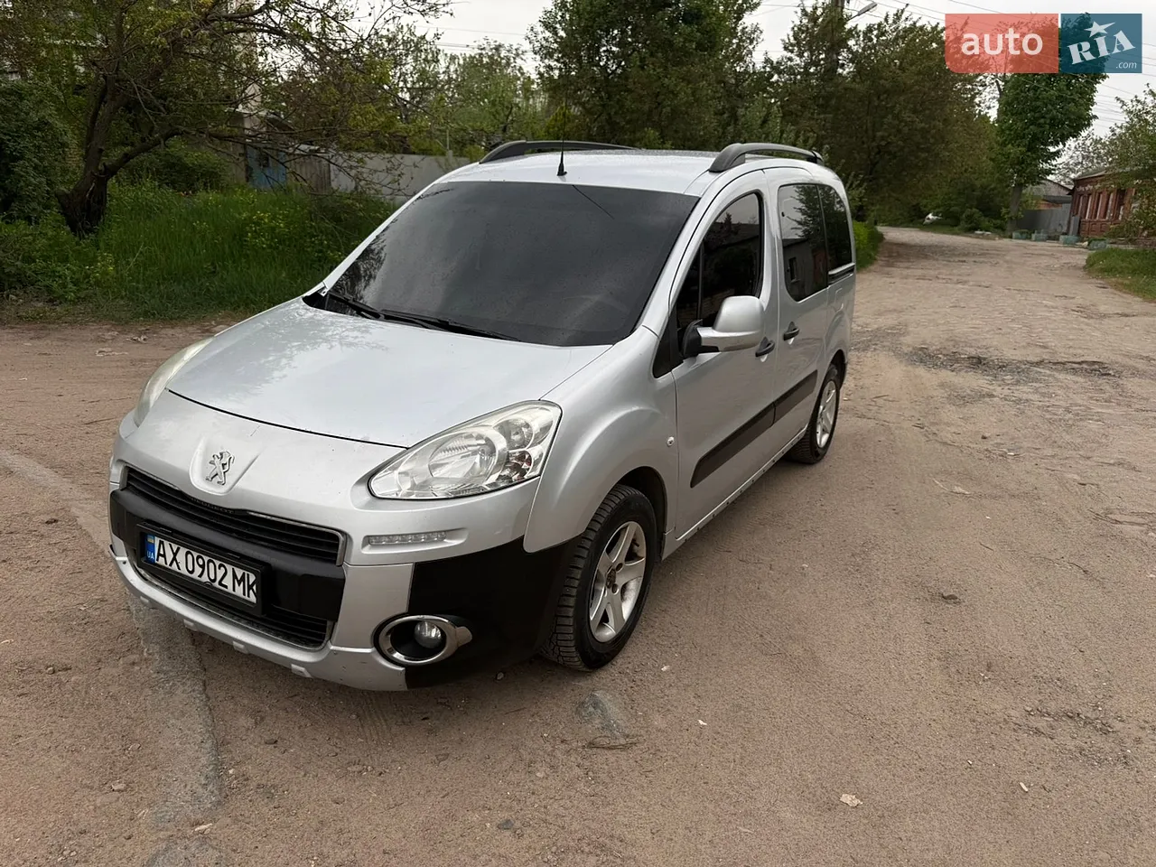 2014 Peugeot Partner - мініатюра 11