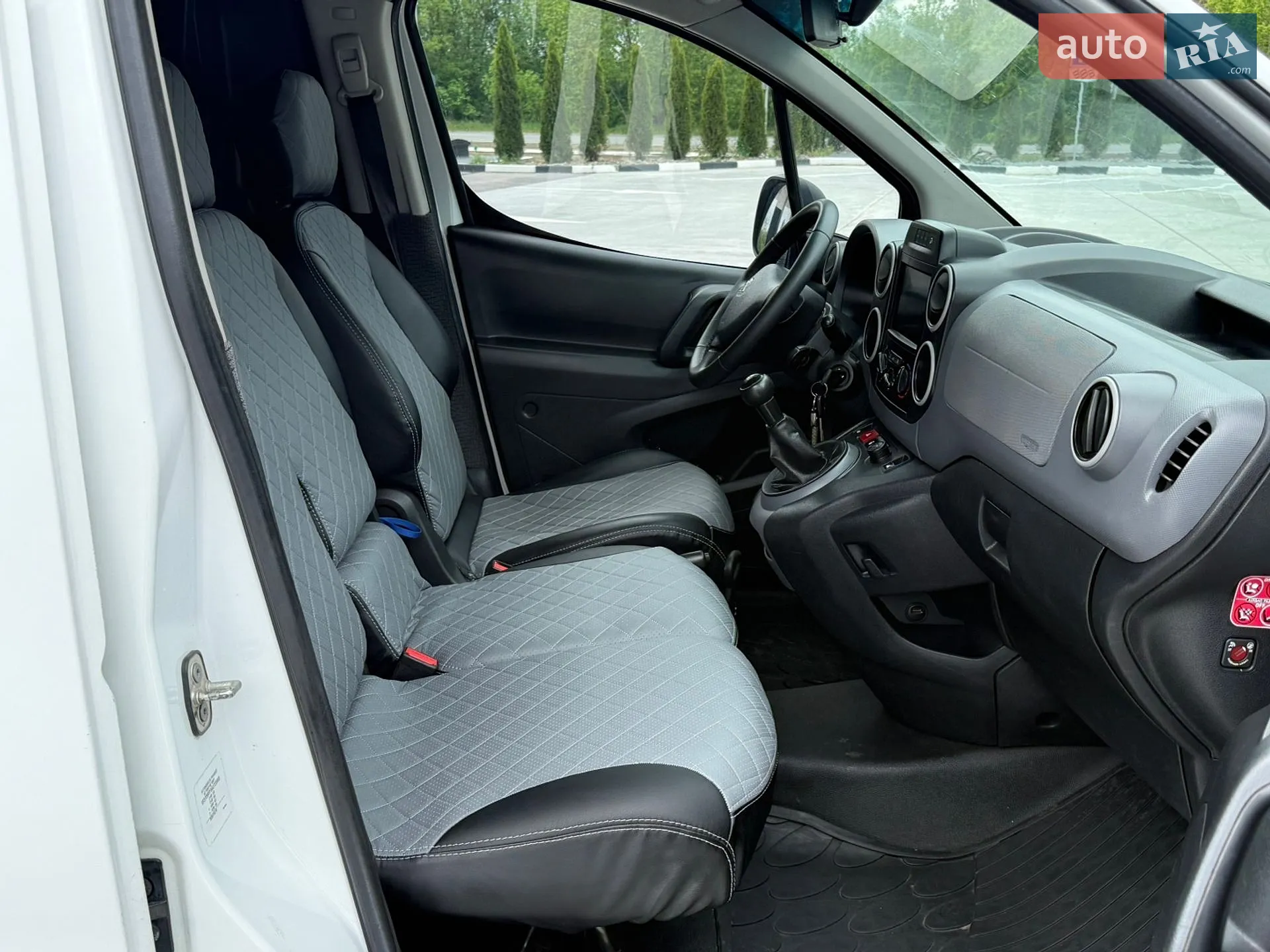 2016 Peugeot Partner - мініатюра 34