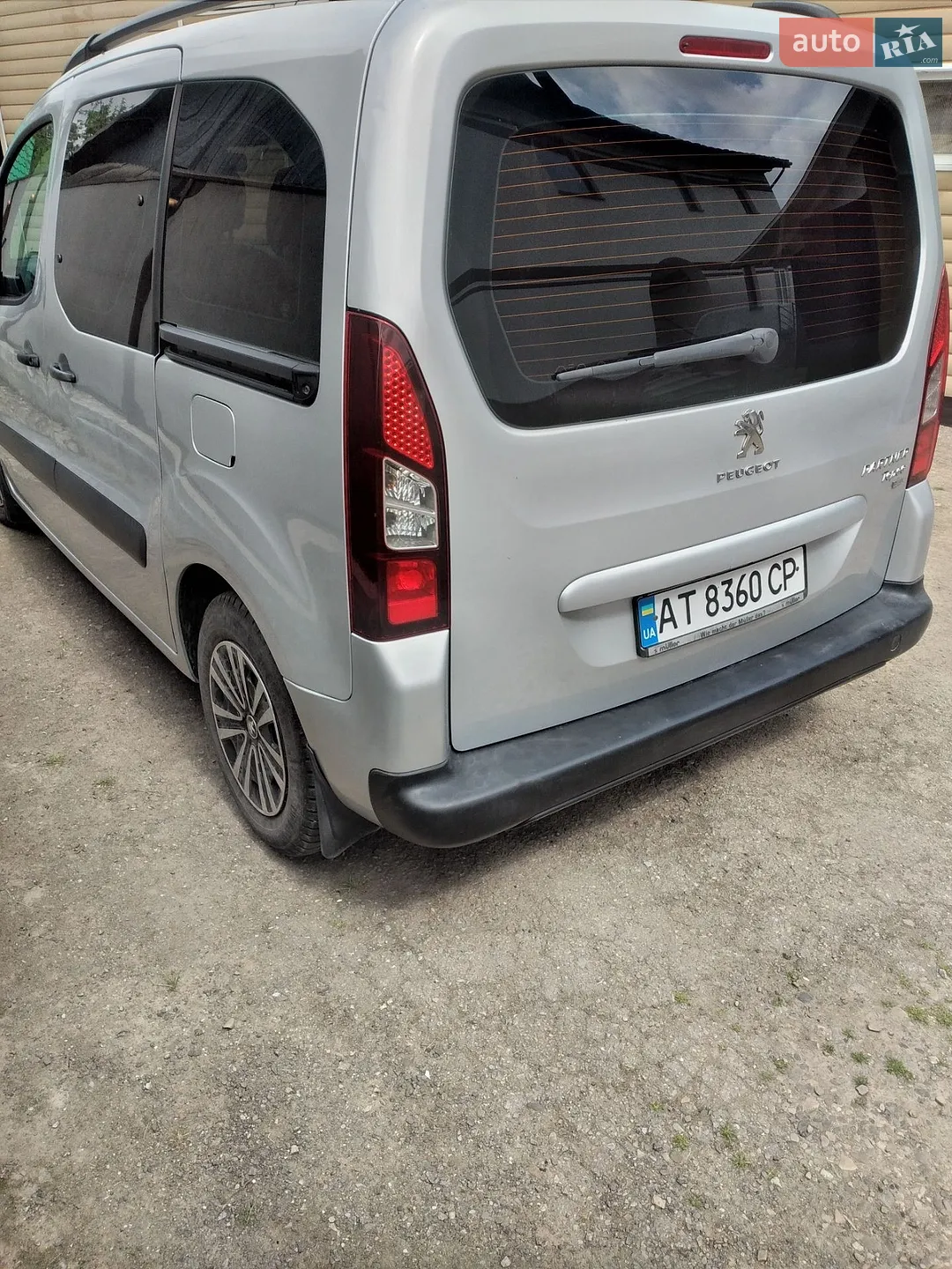 2013 Peugeot Partner - мініатюра 26