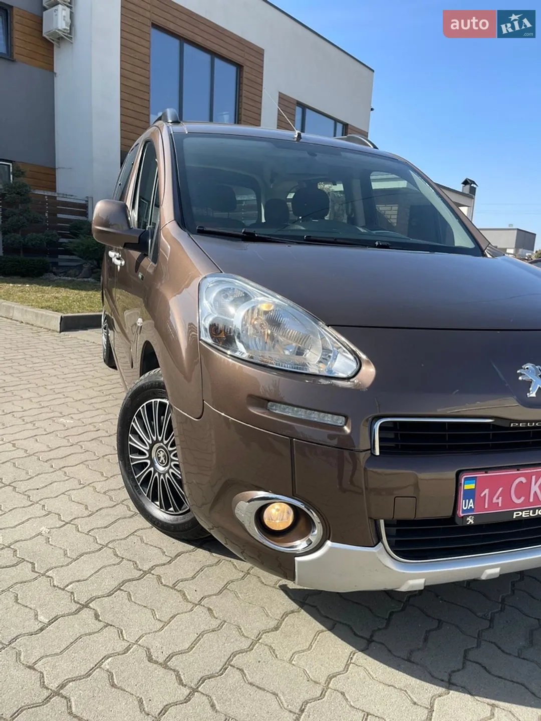 2015 Peugeot Partner - мініатюра 28