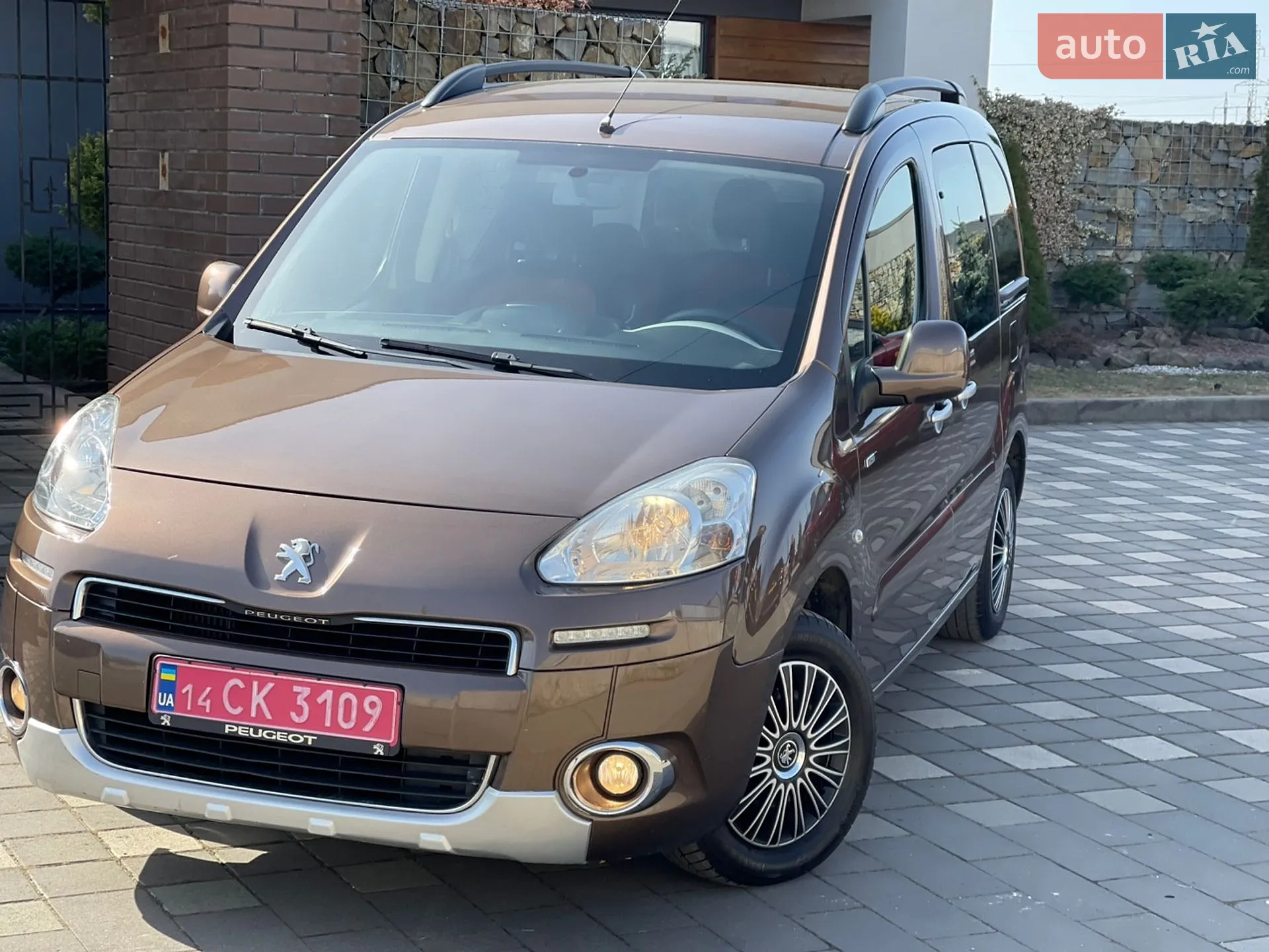 2015 Peugeot Partner - мініатюра 29