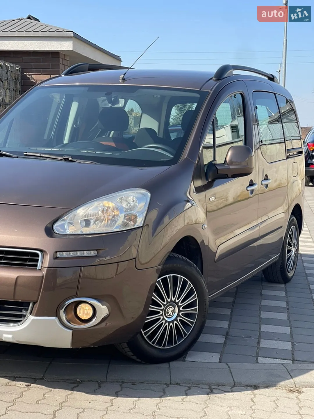 2015 Peugeot Partner - мініатюра 42