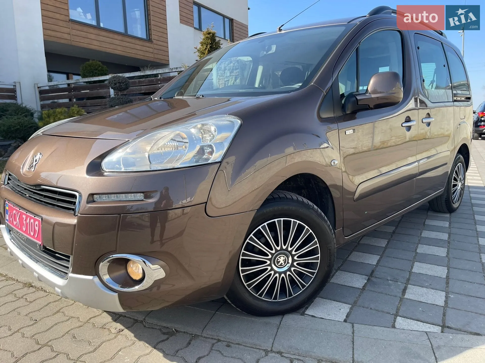 2015 Peugeot Partner - мініатюра 47
