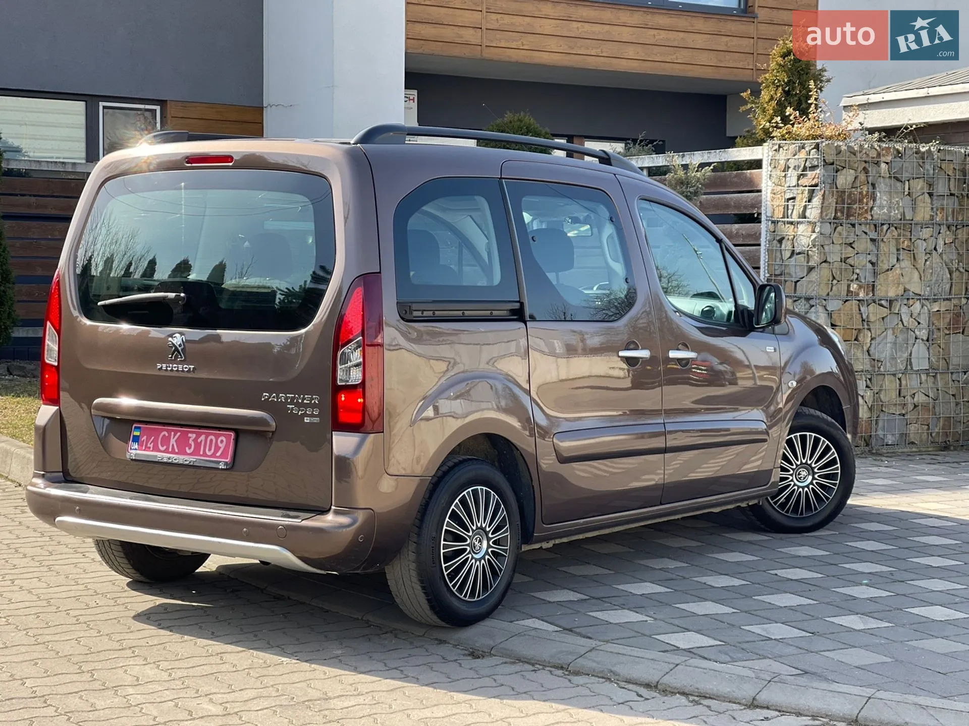 2015 Peugeot Partner - мініатюра 57