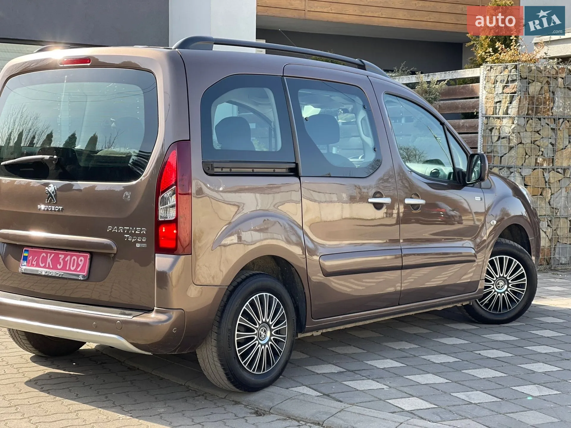2015 Peugeot Partner - мініатюра 64