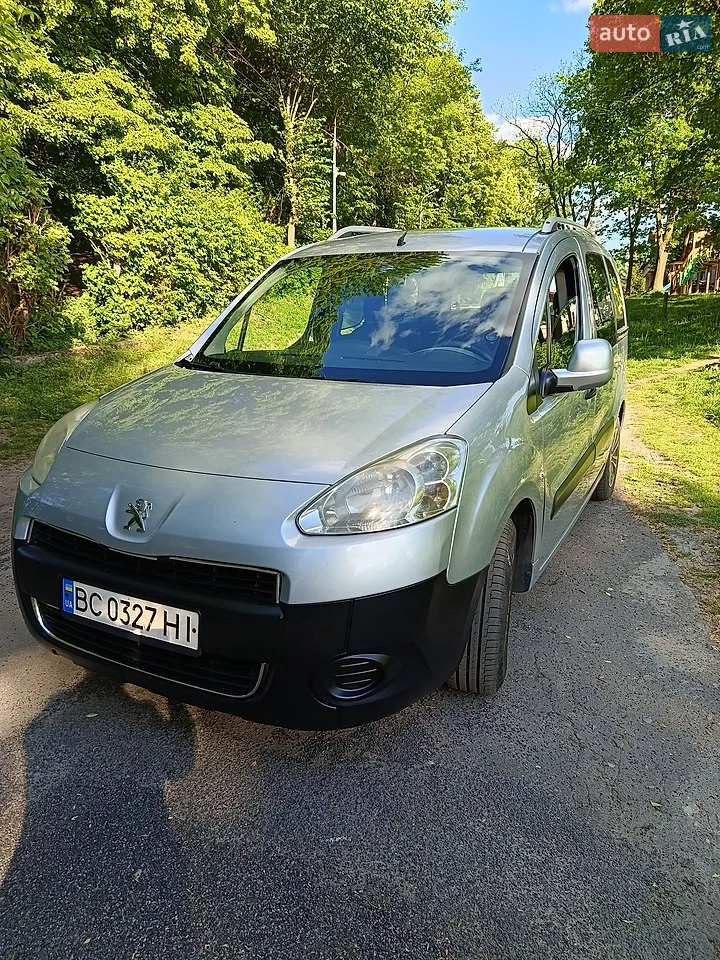 2012 Peugeot Partner - мініатюра 15