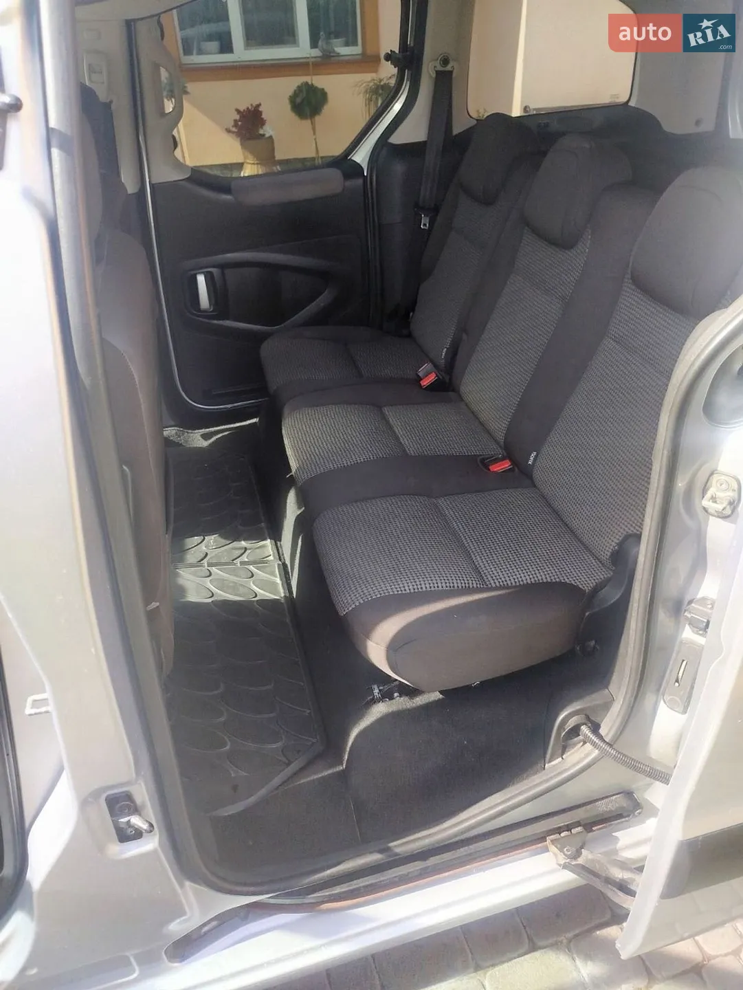 2014 Peugeot Partner - мініатюра 9