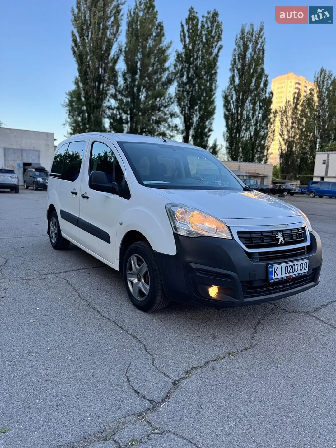 2017 Peugeot Partner - мініатюра 2