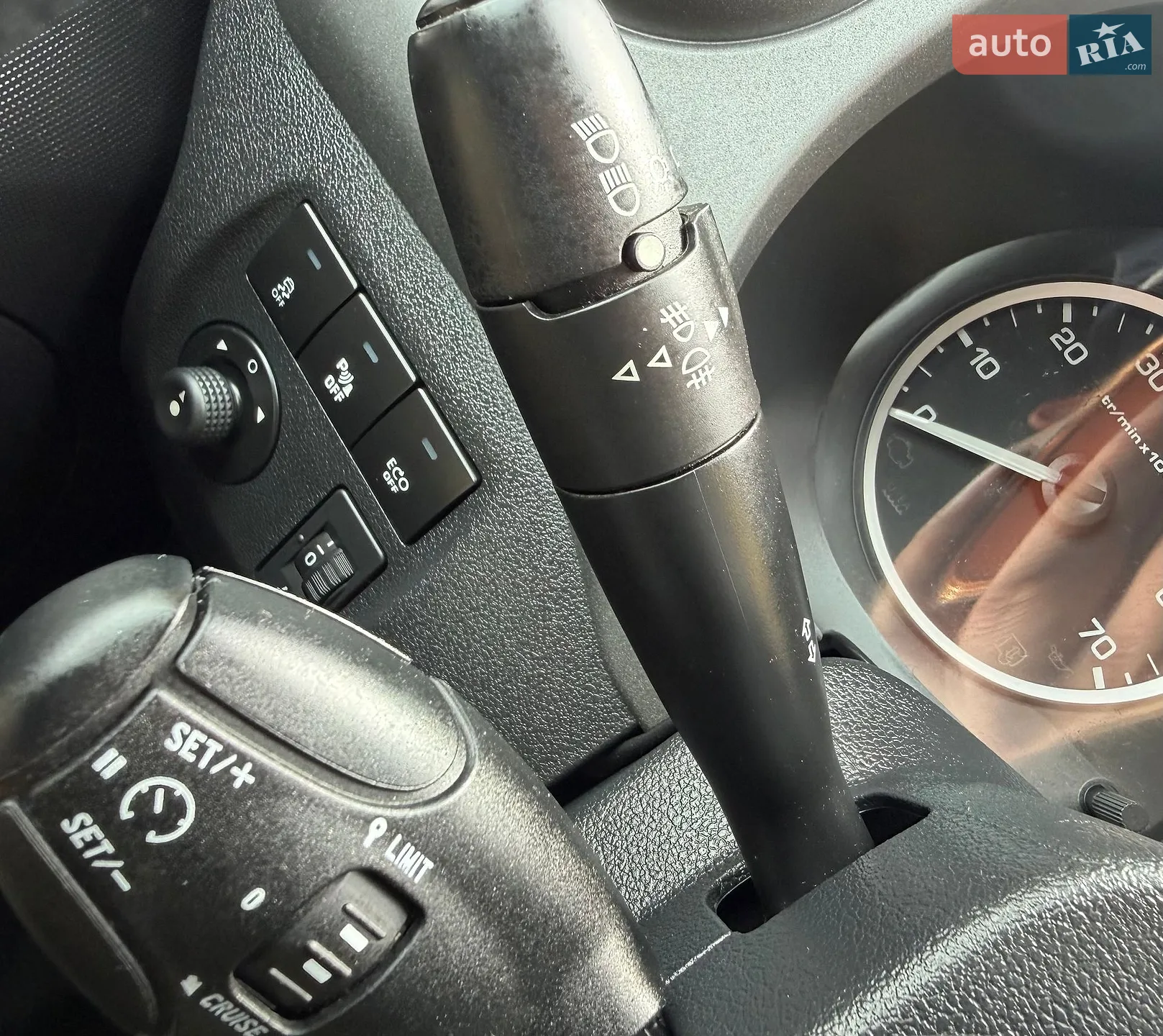 2017 Peugeot Partner - мініатюра 74